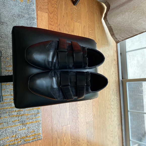 Black Gucci Shoes - Picture 3 of 4